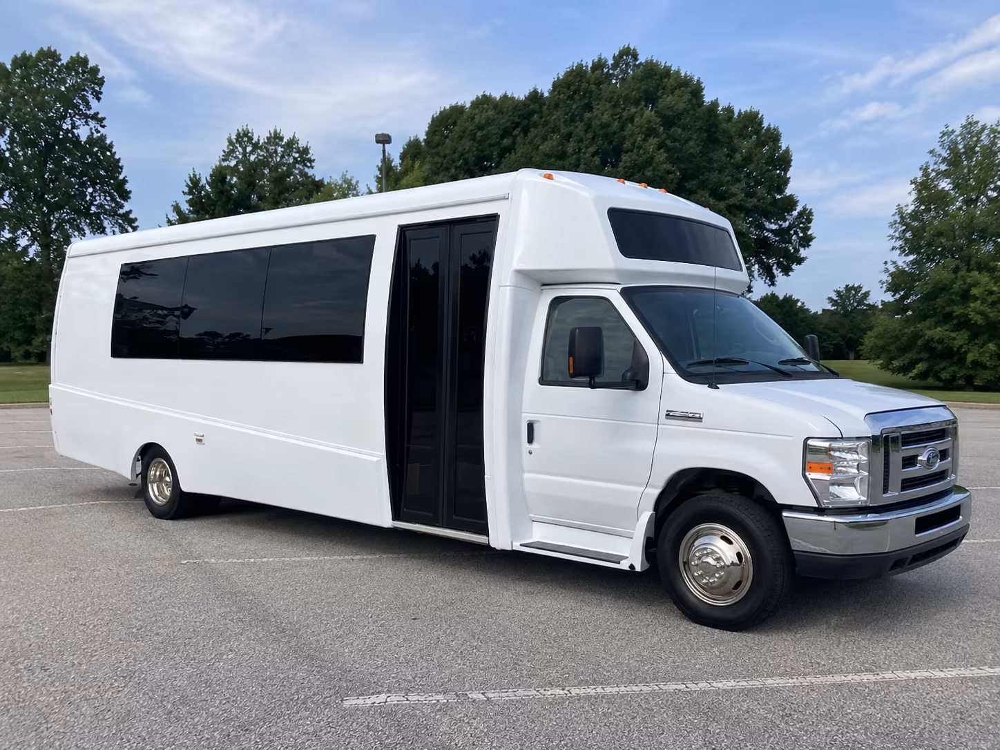 east honolulu 18 passenger party bus