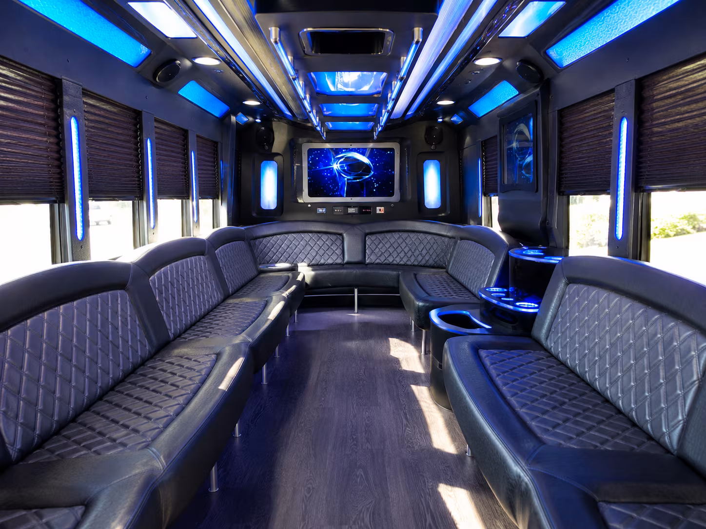 east honolulu 28 passenger party bus inside