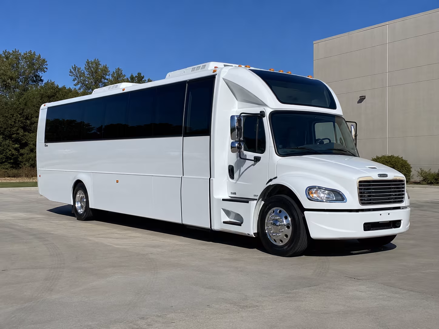 east honolulu 28 passenger party bus