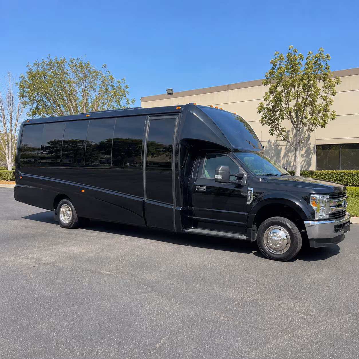 east honolulu sporting event party bus rental